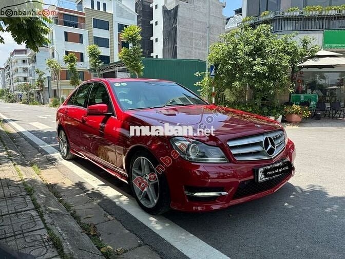 MERCEDES C300 AMG động cơ V 6 2012