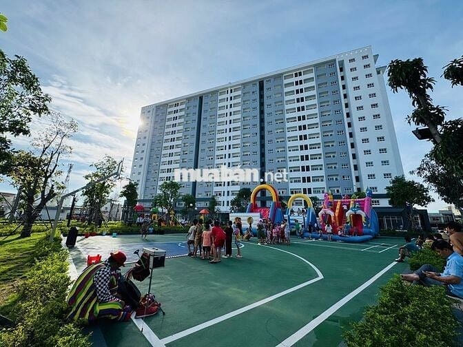 CHO THUÊ CĂN HỘ 85m2. GIÁ 6TR, NỘI THẤT ĐẦY ĐỦ 8TR, MỚI 100% VÔ Ở NGAY