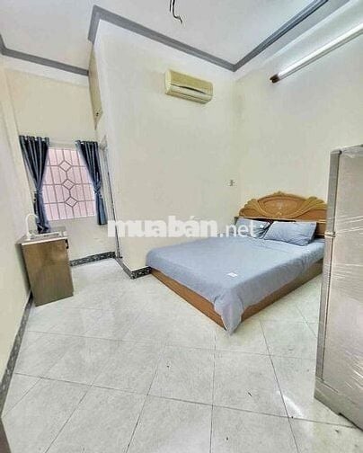 STUDIO CỬA SỔ TRỜI FULL NỘI THẤT NGAY VÒNG XOAY LĂNG CHA CẢ - SÂN BAY