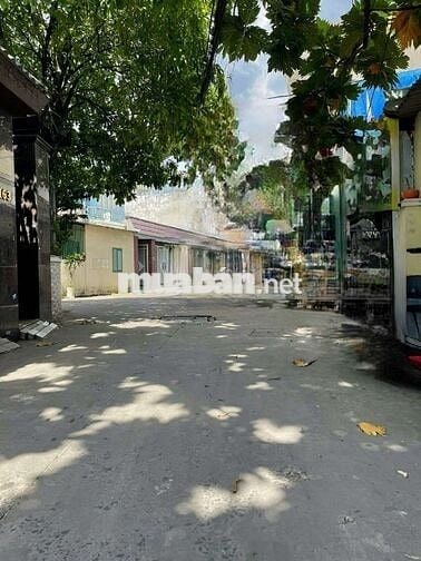 NHÀ MT ĐƯỜNG XE TẢI THÔNG KHU VỰC AN NINH GẦN KDC AN SƯƠNG GIÁP GÒ VẤP