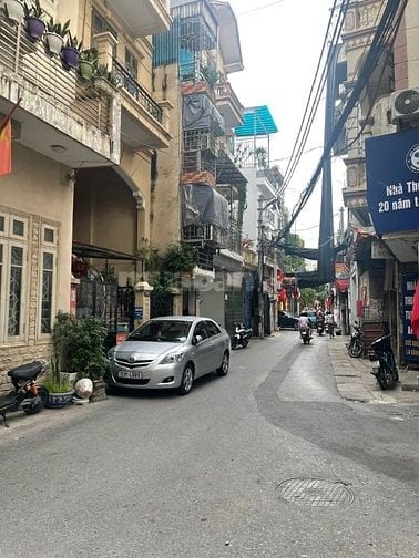 Bán nhà phố Tân Mai ô tô tránh, DT 50m2, 5t, Mt 6m, kinh doanh, ở ngay