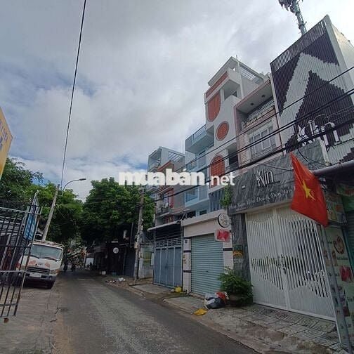 HXT Thông 3 lầu ( 4PN 4 máy lạnh)