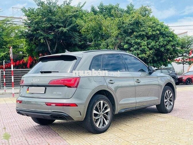 Audi Q5 2024 Sline 45 TFSI Quattro - 5000 miles