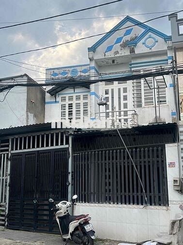 4,3 TỶ NHÀ 2 TẦNG MẶT TIỀN GẦN ĐẶNG THÚC VỊNH NGANG 7m KINH DOANH TỐT