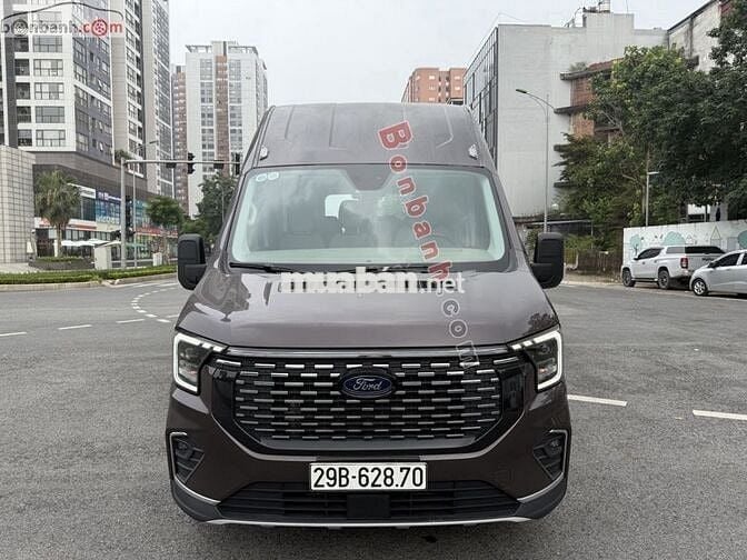 Ford Transit Premium 2024