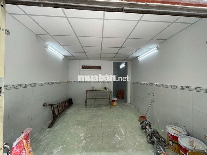 Cho nhà nhà Rẻ có máy lạnh  3.5x10 có lầu 58/19 Thạch Lam 6.5trieu