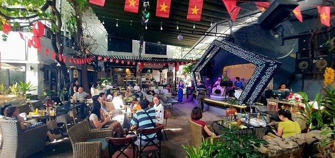 Sang nhượng mặt bằng 1000m2 mặt tiền Phan Văn Hớn - Quận 12