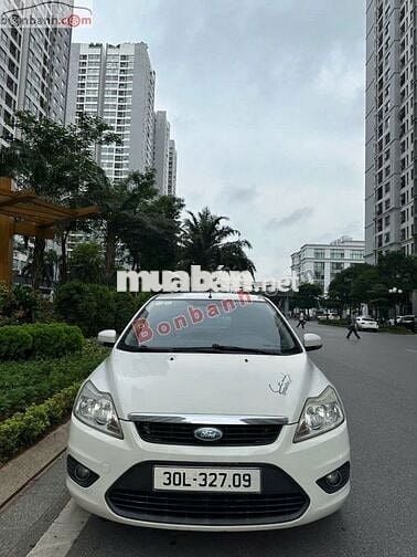 Ford focus sản xuất 2011 số tự động