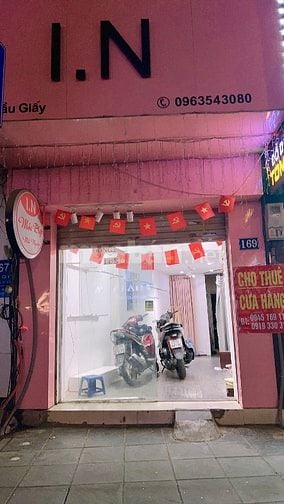 Cho thuê cửa hàng M.P 169 Cầu Giấy. DT: 22m2, mặt tiền 3.2m