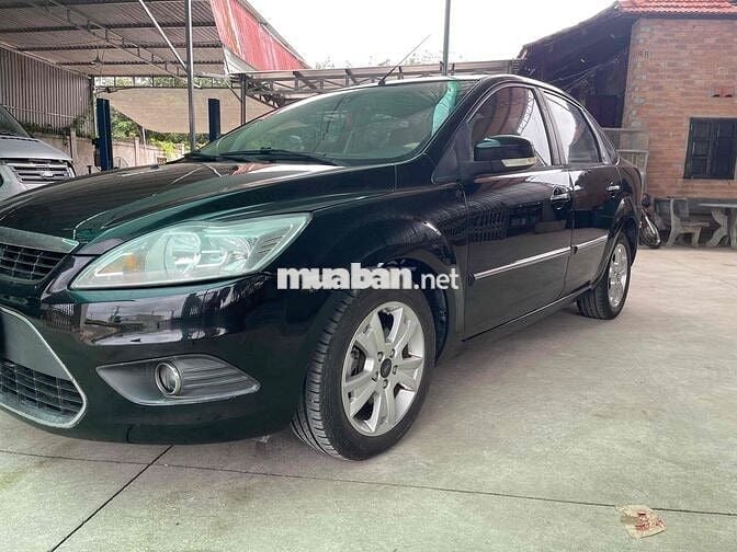 Ford Focus 2011 2.0 AT - 118000 km