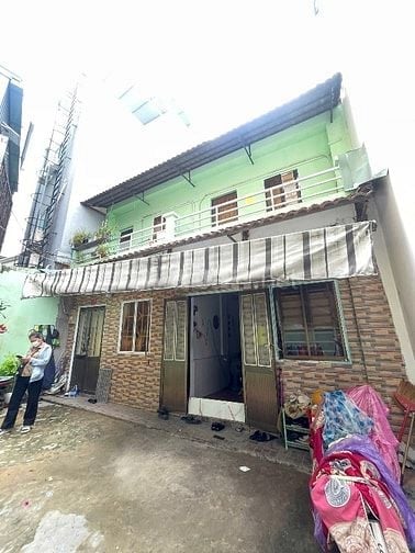 Diện tích khủng!!! ⭐️Nhà 1 lầu DT:8,4x12m; hẻm Bùi Đình Tuý, P12.