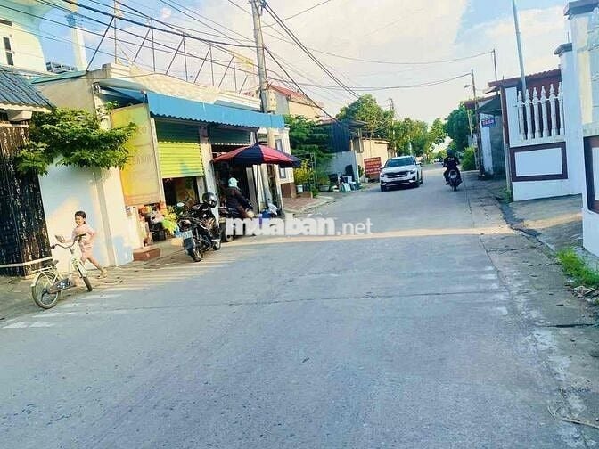 Đất Quang Tiến- Sóc sơn-oto tránh-85m2-MT 5.8m-Nhú 2 tỷ.