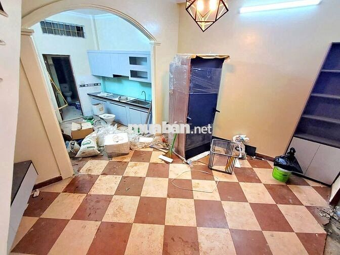 4.5 TỶ-31M2-4 TẦNG-3 NGỦ-TAM TRINH-MINH KHAI