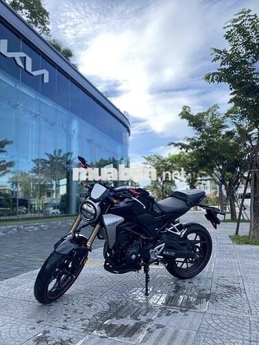 BÁN HONDA CB300R