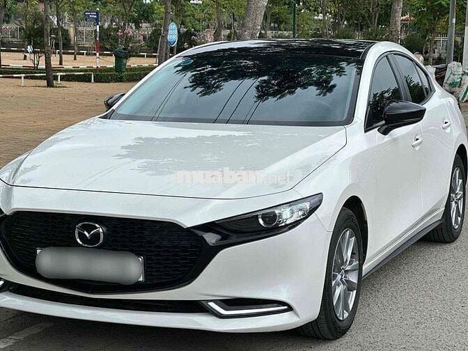 Mazda 3 2024 1.5L Luxury - 40000 km