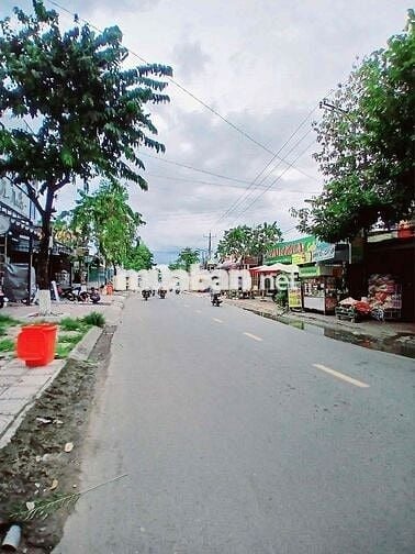 Quán cf 7x15m mặt tiền Trần Chiên