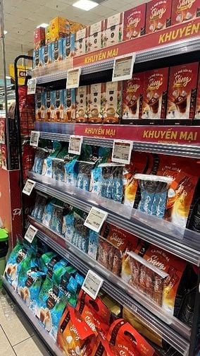 CẨN TUYỂN 2 NHÂN VIÊN LÀM KHO& BÁN HÀNG KHÔNG CẦN KINH NGHIỆM 