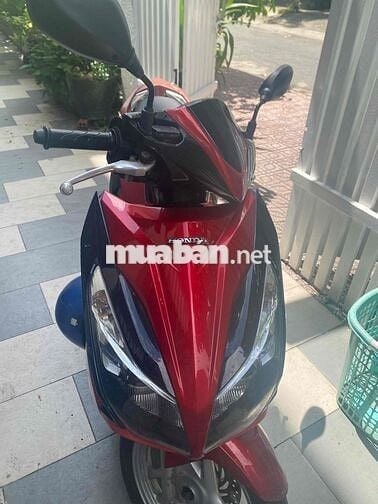 Honda Air Blade 2013 có remote, đèn cốp
