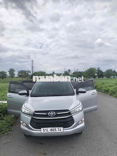 Toyota Innova 2019 2.0E - 125000 km