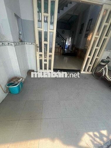 CHO THUÊ NHÀ HẺM XE TẢI ĐÚC 1 lầu