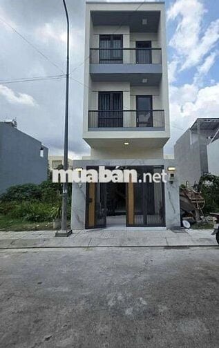 BÁN NHÀ 3 TẦNG MỚI TINH 55m2, HXH TRÁNH NHAU, 4 PN  BÌNH CHIỂU THỦ ĐỨC
