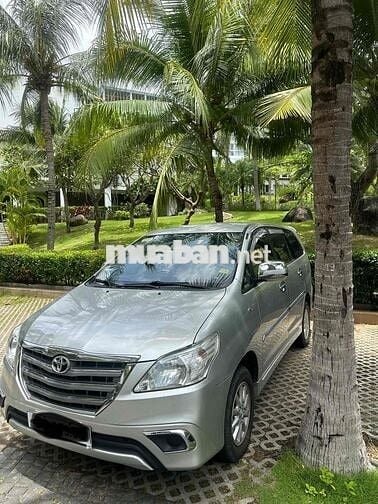 Toyota Innova 2012 E - 120000 km