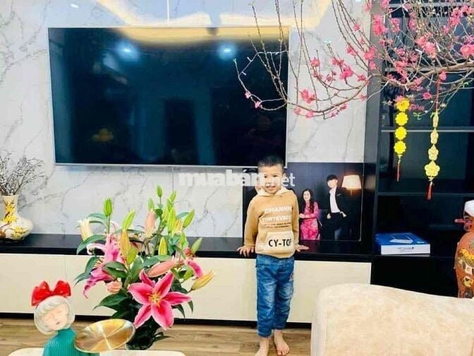 90m2 sổ đỏ 3 ngủ lô góc chung cư quân đội phố Hoàng văn Thái view hồ.