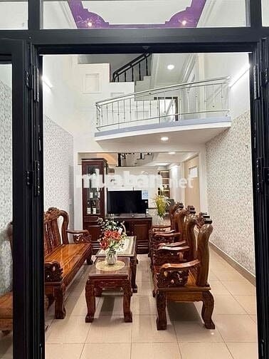 Căn Nhà thuê Hoàng Diệu nội thất cơ bản - 6Tr/tháng