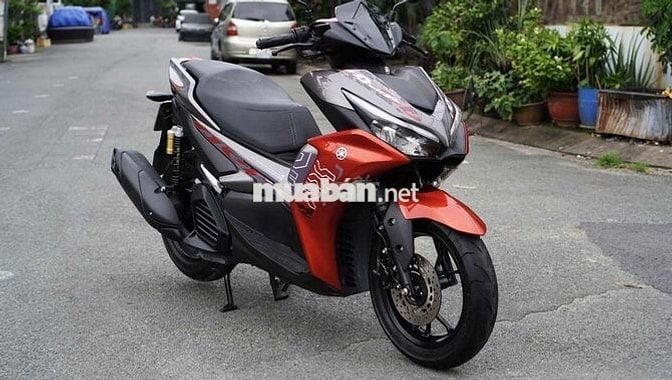 Yamaha NVX V2 - Xám Lambo đỏ Candy - Mẫu Độc Quyền