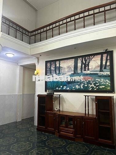 Nhà cho thuê nguyên căn, diện tích sử dụng 120m2. Giá bèo: 8tr0đ/thang