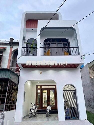 Bán ngộp nhà ngay chợ tân hiệp tân uyên bình dương