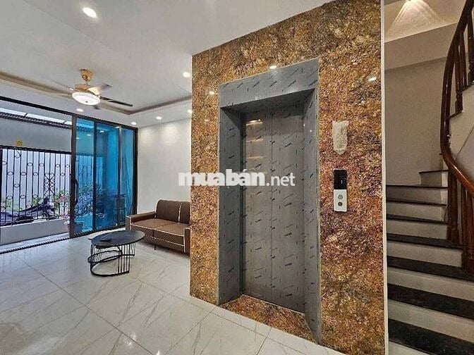 Siêu phẩm nhà 5t,41m tại phố Vũ Trọng Khánh,HĐ,mặt tiền thoáng chỉ 10t