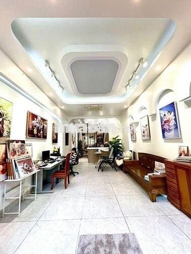 Cô Sen nhờ em bán căn nhà 4t,39m tại Văn Quán,Hà Đông,  chỉ gần 7t