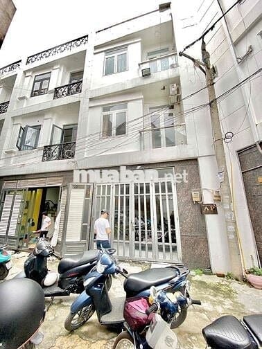 CHO THUÊ NHÀ NGUYÊN CĂN MẶT TIỀN ĐƯỜNG HẺM NGAY LÊ VĂN SỸ - CHỢ PVH