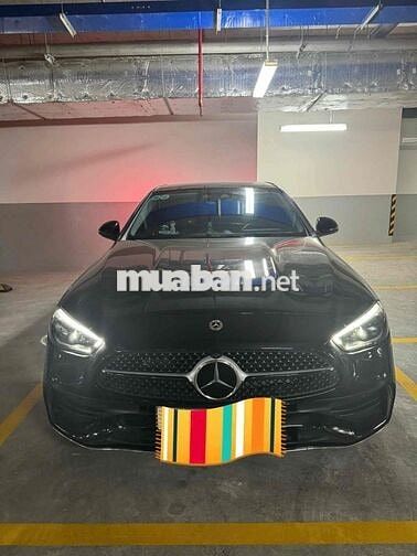 Mercedes Benz C Class 2023 C300 AMG - 10000 km