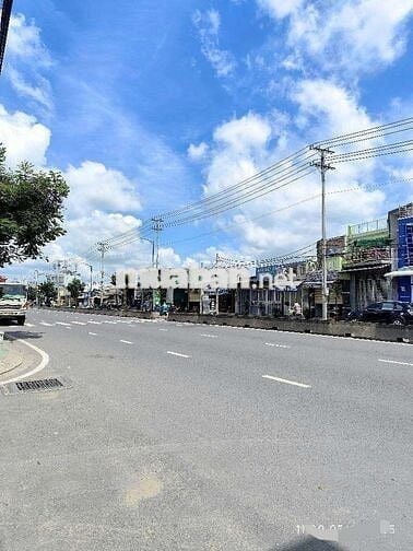 NHÀ 2 TẦNG SÁT MT ĐẶNG THÚC VỊNH,HÓC MÔN,112M2,NGANG 5,6M,CHỈ 4.8 TỶ