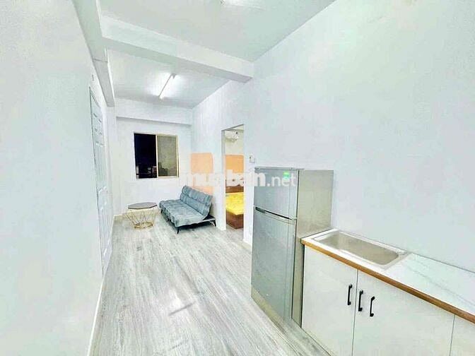 Siêu Phẩm 1 Phòng Ngủ Rộng 50M2 Ở Được 5 Ngừoi 5 Xe - Đi Bộ FTU, UTH