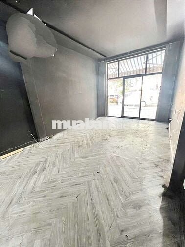 Cho thuê mặt bằng kinh doanh mặt tiền,có chổ ở , tolet riêng
