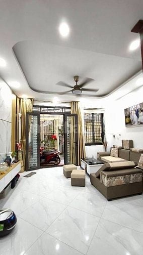 BÁN GẤP NHÀ 5 TẦNG – LA KHÊ HÀ ĐÔNG, GIÁ CHỈ 6,6 TỶ 🔥 Diện tích 34m²,