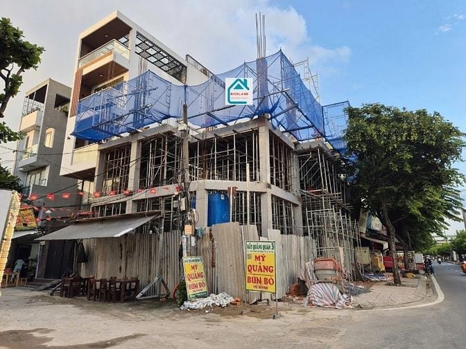 Cho thuê nhà GÓC 2 Mặt Tiền Phạm Văn Đồng, P3 Gowl2 Vấp: 18mx10