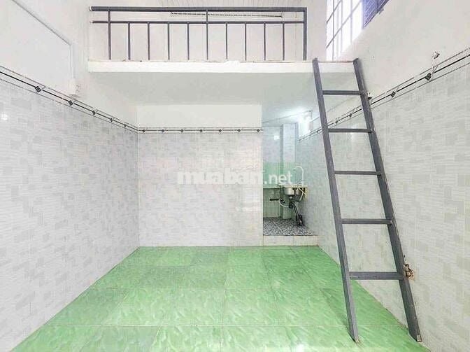 PHÒNG ZÁ RẺ ĐỐI DIỆN CHUNG CƯ CHARMCITY