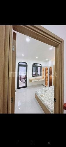 bán nhà MỚI ĐẸP đường XVNT P21 DT 3,3mx 11m 1trệt 1lầu 3 PNQ.BìnhThanh