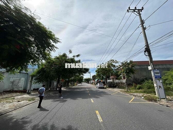 Chuyển nhượng lô đất 175m2 đường Nguyễn Duy Trinh - Hoà Hải - Đà Nẵng