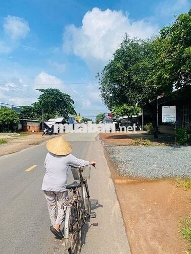 BÁN ĐẤT NỀN ĐƯỜNG NHỰA CẠNH CHỢ