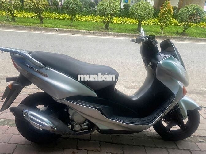 Bán gấp Suzuki Avenis 150cc, xe đẹp giá 5.5tr