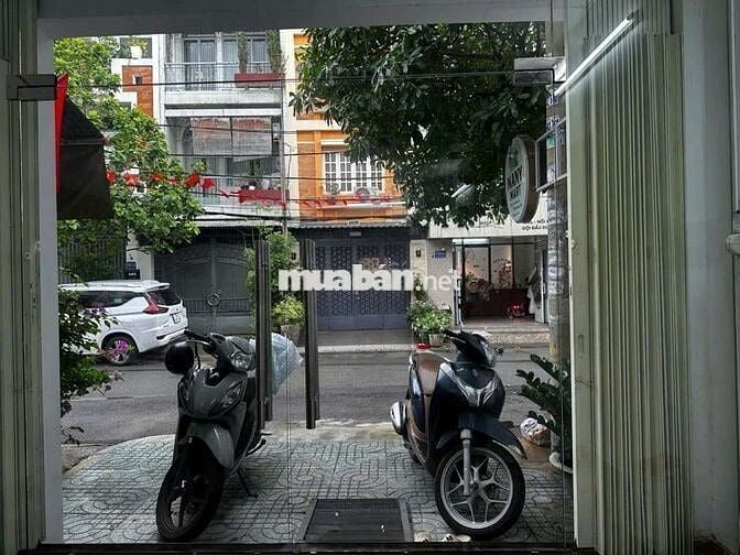 Cho thuê nhà Mặt Tiền hẻm xe hơi Bùi Đình Túy p12 Bình