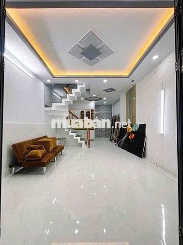 Nhà bán ngay Chiến Lược- Dt: 4x10- nhà đúc 2 tầng- Chỉ 3.xtỷ
