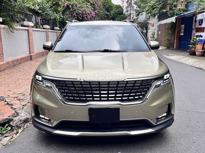 Kia Carnival 2.2D Signature Model 2023