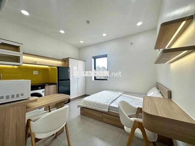 QUẬN 10- THOÁNG NỘI THẤT SANG XỊN -GẦN ĐH BÁCH KHOA, ĐH KINH TẾ