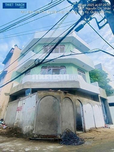 Nhà Mới 9x8.5m 1 trệt 2 lầu st 3PN 3WC góc 2 mặt hẻm xe hơi TKTQ